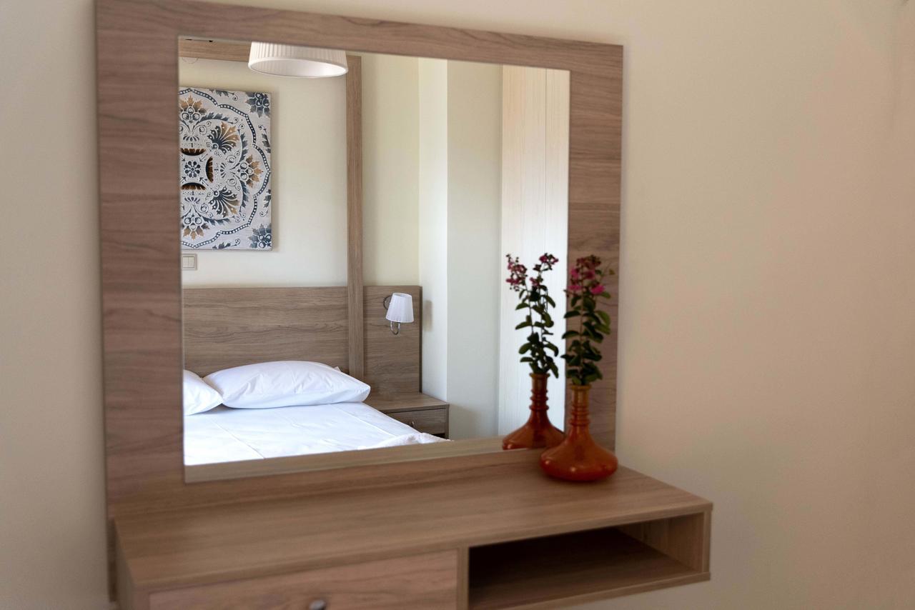 Plumi City Apartments Chania  Eksteriør billede